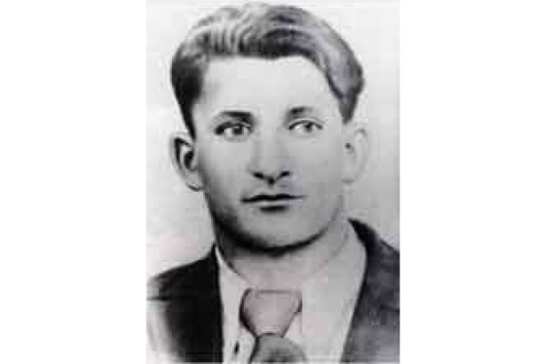 История первого спортсмена — героя Советского Союза — лыжника Владимира Мягкова, достижения, героическая смерть