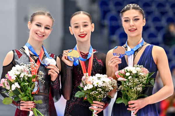 Итоги этапа Гран-при России по фигурному катанию в Казани: победа Дикиджи, Хуснутдинова и Тутберидзе, провал Мишиной и Галлямова Итоги этапа Гран-при России по фигурному катанию в Казани: победа Дикиджи, Хуснутдинова и Тутберидзе, провал Мишиной и Галлямова