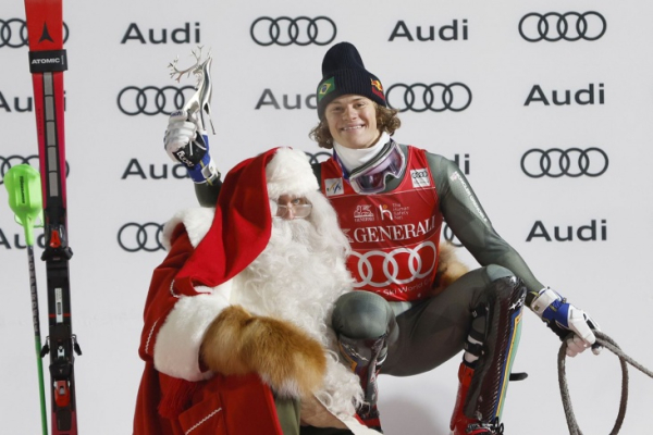 Горнолыжник сборной Бразилии Лукас Бротен впервые в истории страны выиграл золото на Кубке мира — как норвежец сменил гражданство Горнолыжник сборной Бразилии Лукас Бротен впервые в истории страны выиграл золото на Кубке мира — как норвежец сменил гражданство