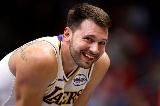 Ошибки в управлении Далласом в НБА: роль Марка Кьюбана, уход звёзд и попытки Нико Харрисона навести порядок в клубе Ошибки в управлении Далласом в НБА: роль Марка Кьюбана, уход звёзд и попытки Нико Харрисона навести порядок в клубе