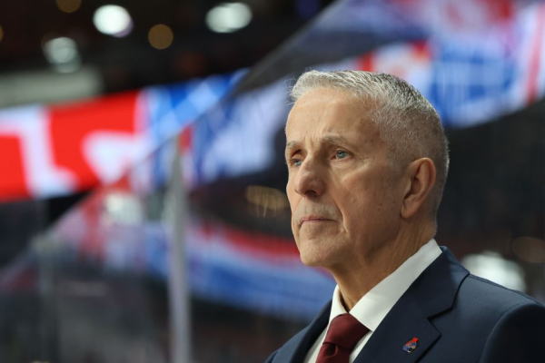 Как Александр Радулов выступает за Локомотив в сезоне-2025/2026 КХЛ