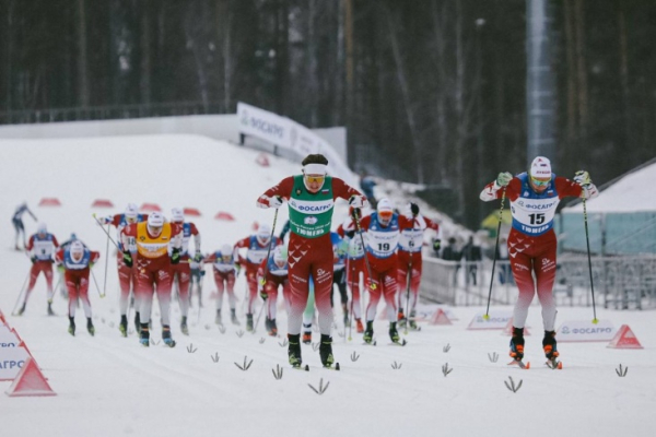 Коростелёв вырвал победу у Большунова на финише масс-старта на 20 км на этапе Кубка России в Тюмени Коростелёв вырвал победу у Большунова на финише масс-старта на 20 км на этапе Кубка России в Тюмени